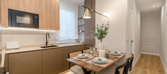 2 bedrooms Apartment in Madrid, Spain No. 82342 4
