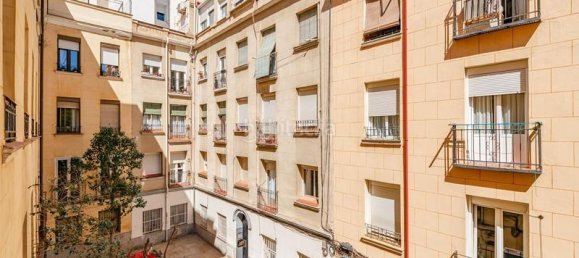 2 bedrooms Apartment in Madrid, Spain No. 82342 28