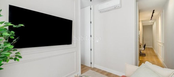 2 bedrooms Apartment in Madrid, Spain No. 82342 19