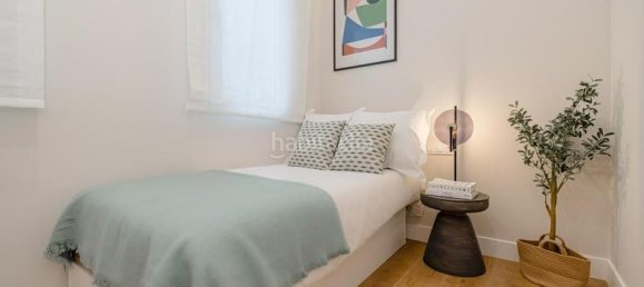 2 bedrooms Apartment in Madrid, Spain No. 82342 22