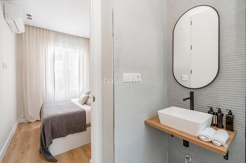2 bedrooms Apartment in Madrid, Spain No. 82342
