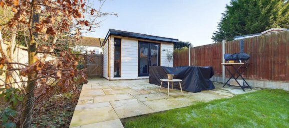 3 bedrooms House in Gillingham, United Kingdom No. 13813 11