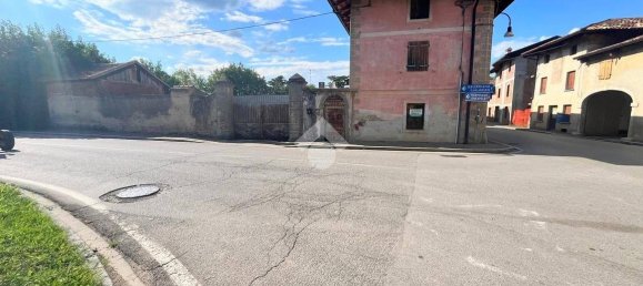 4 bedrooms House in Udine, Italy No. 286944 8