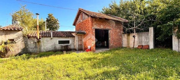 4 bedrooms House in Udine, Italy No. 286944 12