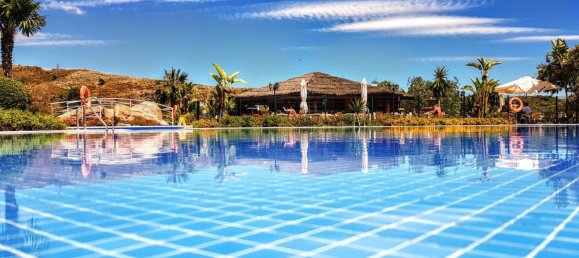 5 Schlafzimmer Haus in Estepona, Spain, Nr. 139718 2