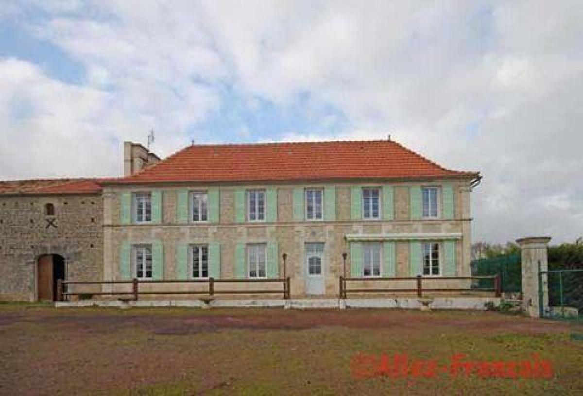 3 غرف نوم مزرعة في Verdille, France رقم 21232