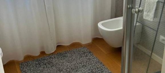 3-salle Appartement à Meda, Italy No. 8515 8