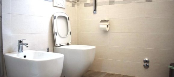 Вилла с 7 комнатами в Лекко, Италия № 162099 12