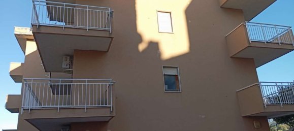 3 rooms Apartment in Campofelice di Roccella, Italy No. 130571 27