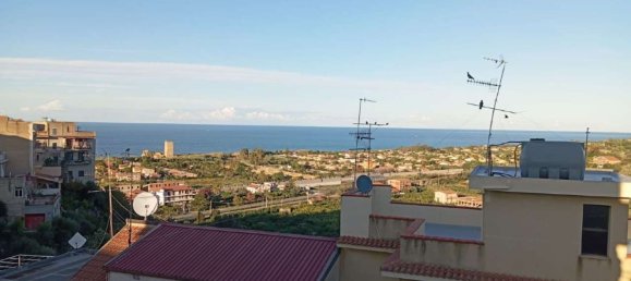 3 rooms Apartment in Campofelice di Roccella, Italy No. 130571 10