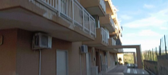 3 rooms Apartment in Campofelice di Roccella, Italy No. 130571 28