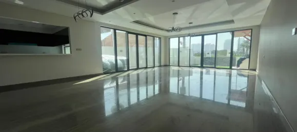 5 dormitorios adosado en alquiler en DAMAC Hills (Akoya by DAMAC), Dubai, UAE № 108526 2