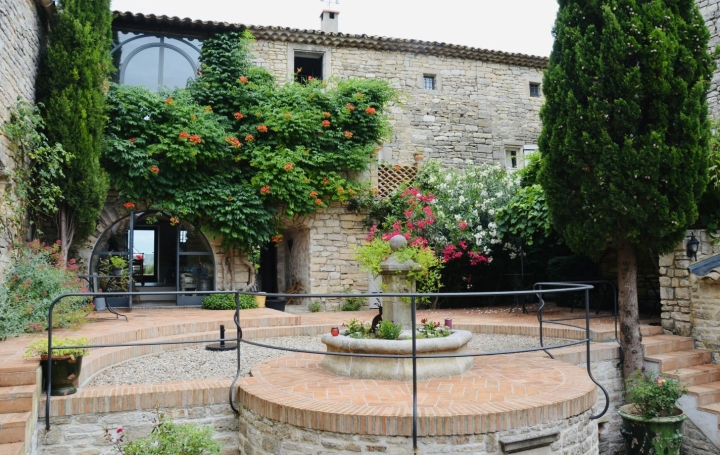4 Schlafzimmer Grundstück in Goudargues, France, Nr. 185769