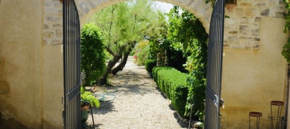 4 Schlafzimmer Grundstück in Goudargues, France, Nr. 185769 3