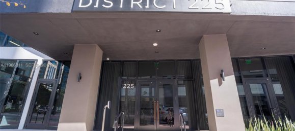 1 dormitorio propiedad comercial en venta en Miami, Miami-Dade, Florida, USA № 614423 12