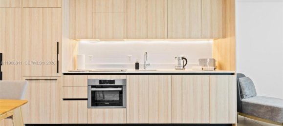 1 dormitorio propiedad comercial en venta en Miami, Miami-Dade, Florida, USA № 614423 5