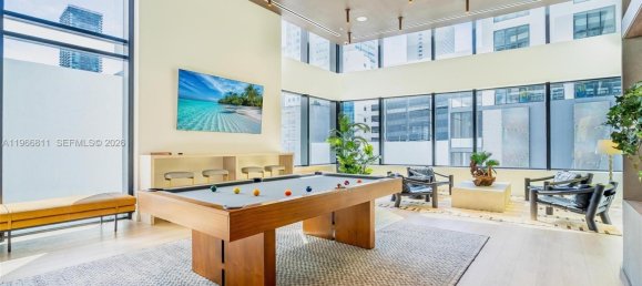 1 dormitorio propiedad comercial en venta en Miami, Miami-Dade, Florida, USA № 614423 8