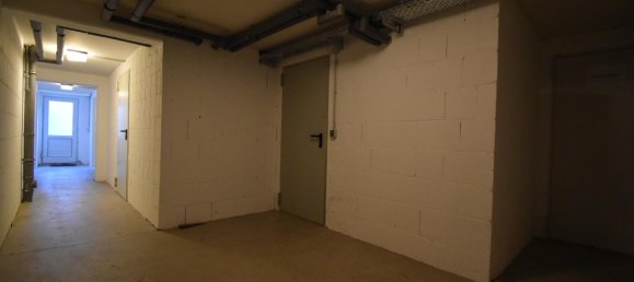 Apartamento de 3 habitaciónes en Suhl, Germany No. 31179 14