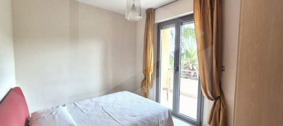 3 rooms Apartment in Pescara, Italy No. 20508 13