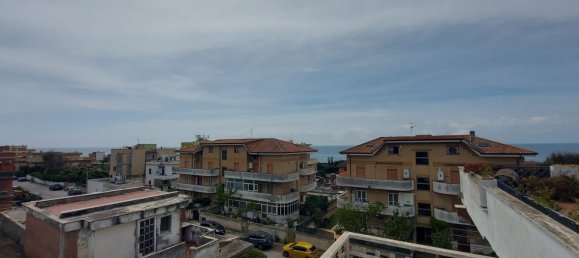 Apartamento T3 em Ardea, Italy N.º 320939 12