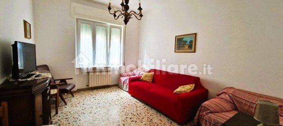 2 bedrooms Apartment in Follonica, Italy No. 104479 2