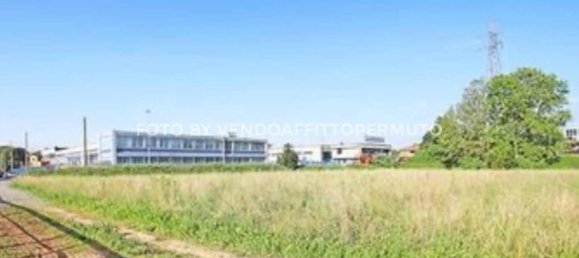 Terreno em Calcio, Italy 3000 m² N.º 171185 2