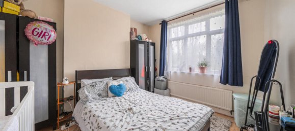 3 bedrooms House in London, United Kingdom No. 7739 12