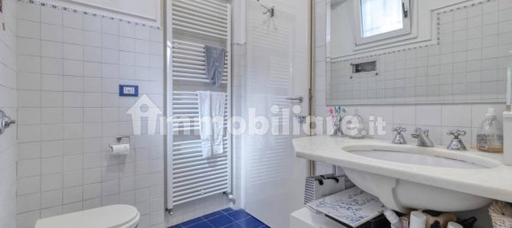 Apartamento de 2 dormitorios en Bologna, Italy No. 322883 35