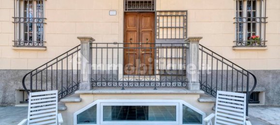 Apartamento de 2 dormitorios en Bologna, Italy No. 322883 4