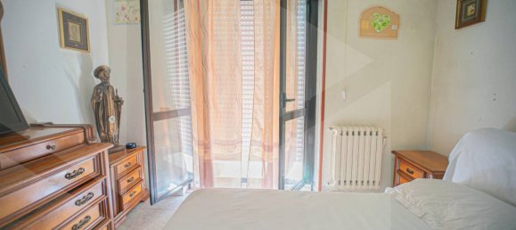 Apartamento de 4 habitaciónes en Bari, Italy No. 28734 20