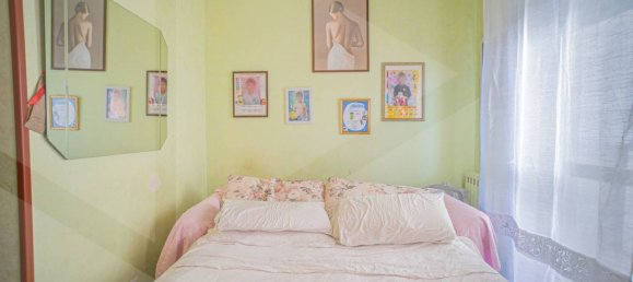 Apartamento de 4 habitaciónes en Bari, Italy No. 28734 45