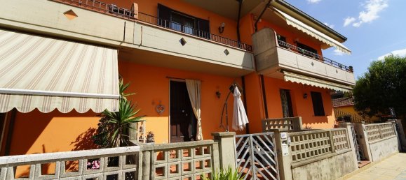 Casa de 5 habitaciónes en Monsummano Terme, Italy No. 279064 2