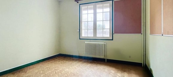 5 bedrooms House in Crepy-en-Valois, France No. 229958 4