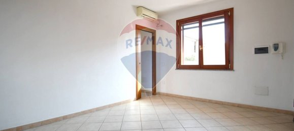 Apartamento de 1 dormitorio en Elmas, Italy No. 380103 7