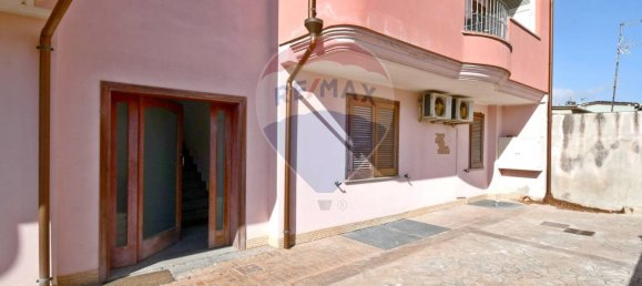 Apartamento de 1 dormitorio en Elmas, Italy No. 380103 3