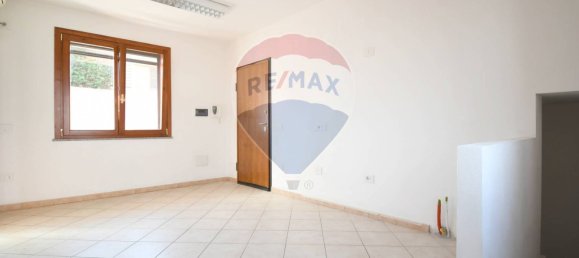 Apartamento de 1 dormitorio en Elmas, Italy No. 380103 5