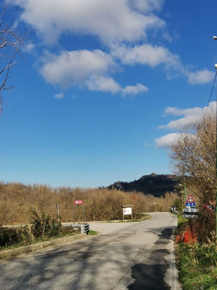 Terreno en Summonte, Italy 4211 m² No. 309150