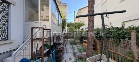 5 Schlafzimmer Villa in Riccione, Italy, Nr. 292691 2