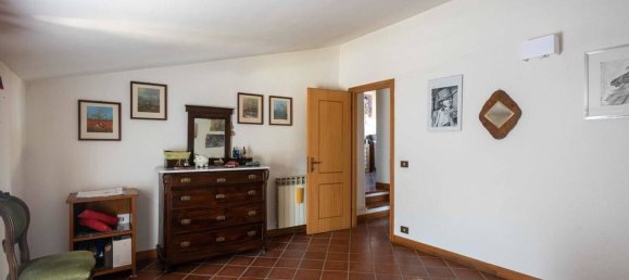 12 rooms House in Cetona, Italy No. 57858 41