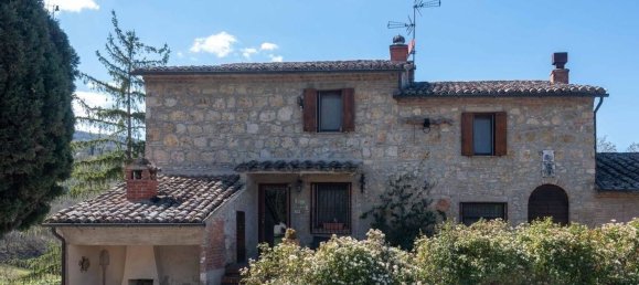 12 rooms House in Cetona, Italy No. 57858 2