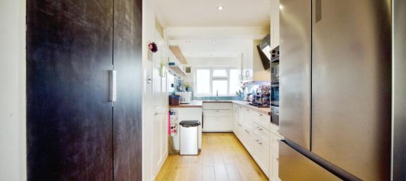 3 bedrooms Apartment in London, United Kingdom No. 11558 13