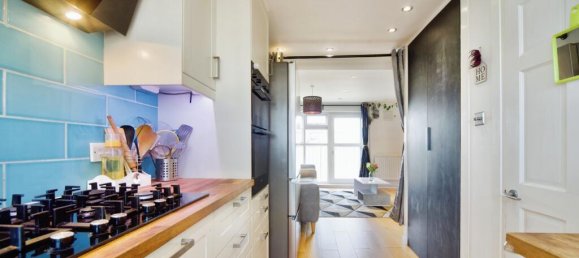 3 bedrooms Apartment in London, United Kingdom No. 11558 4