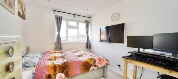 3 bedrooms Apartment in London, United Kingdom No. 11558 10