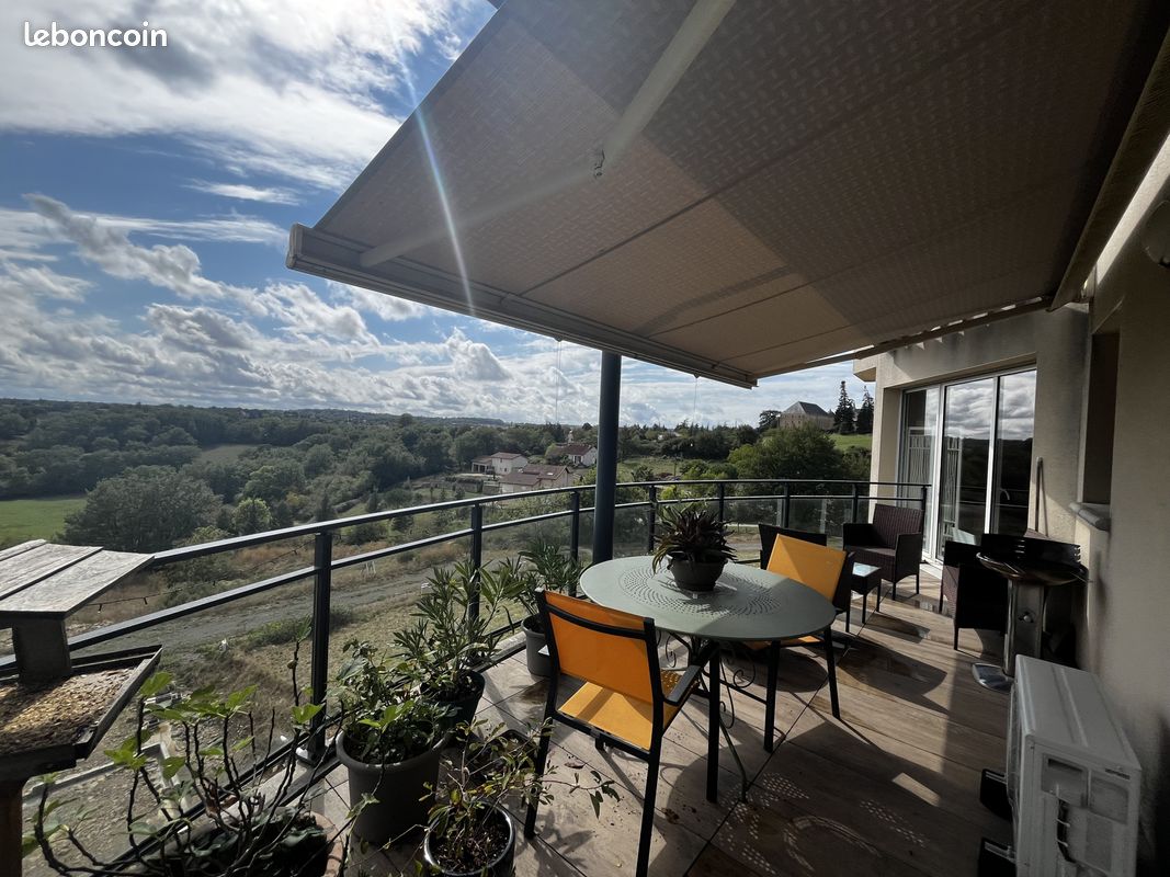 3 Schlafzimmer Wohnung in Villefranche-de-Rouergue, France, Nr. 339935