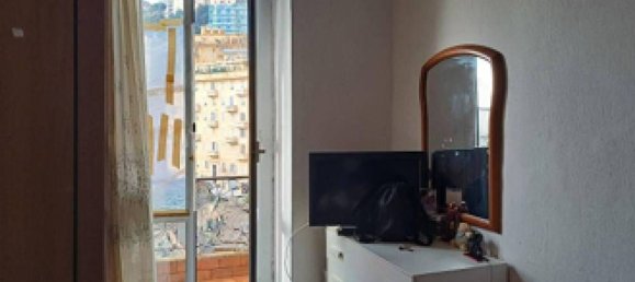 Apartamento de 2 divisões em Genoa, Italy N.º 294370 3