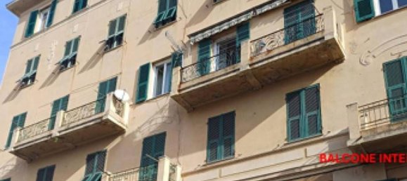 Apartamento de 2 divisões em Genoa, Italy N.º 294370 9