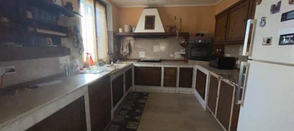 Casa de 8 divisões em Lomello, Italy N.º 267560 9