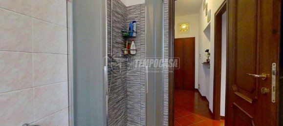 Apartamento de 3 divisões em Montorfano, Italy N.º 23552 15