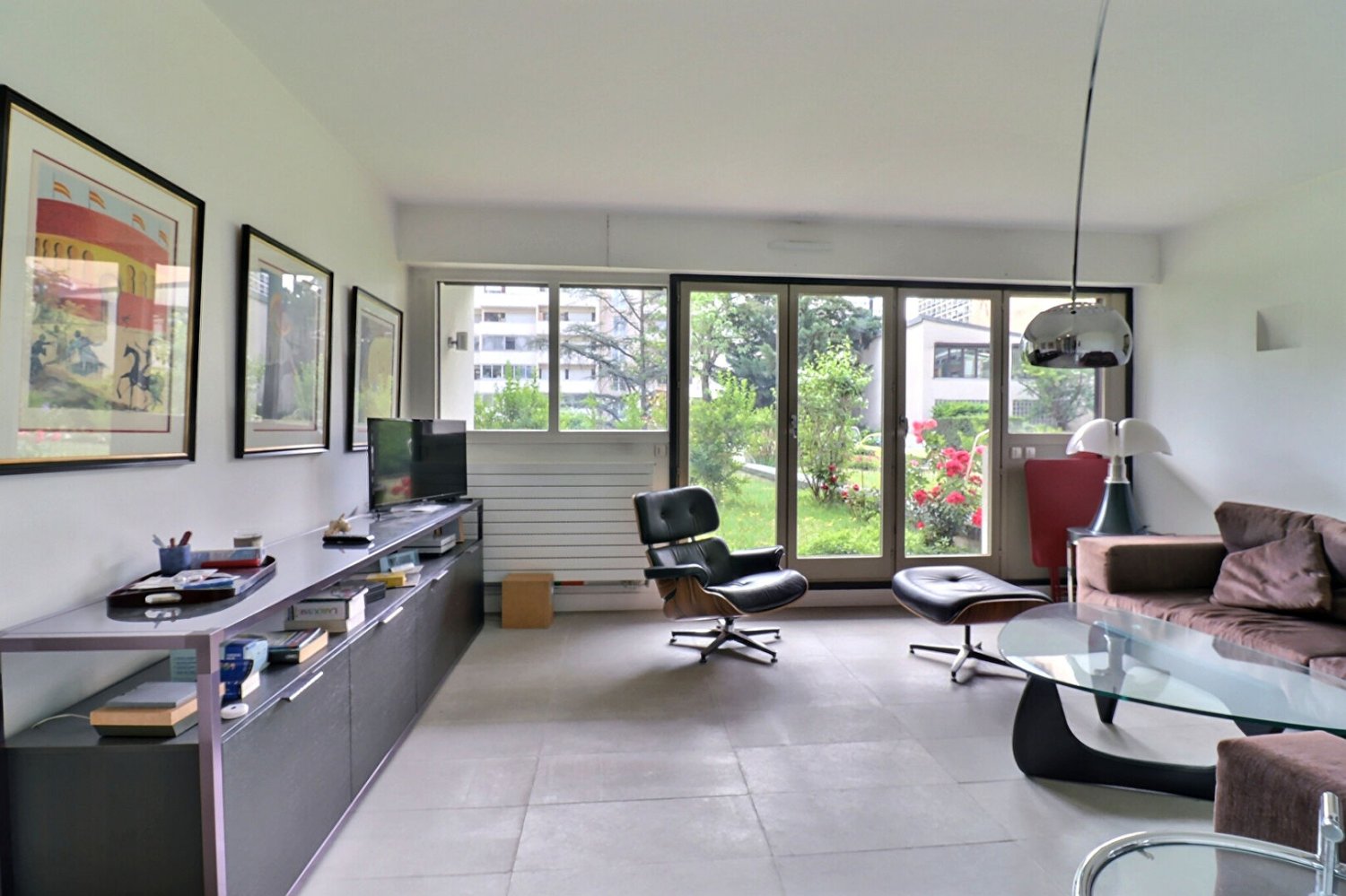 2غرفة شقة في Puteaux, France رقم 364072