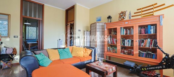 Квартира с 4 спальнями в Риччоне, Италия № 377122 2